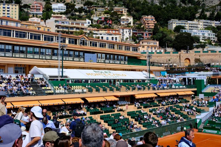 Près de Menton : le salaire n’est pas exceptionnel mais ce célèbre tournoi fait rêver le monde, 100 offres d’emplois ouvertes à Monaco