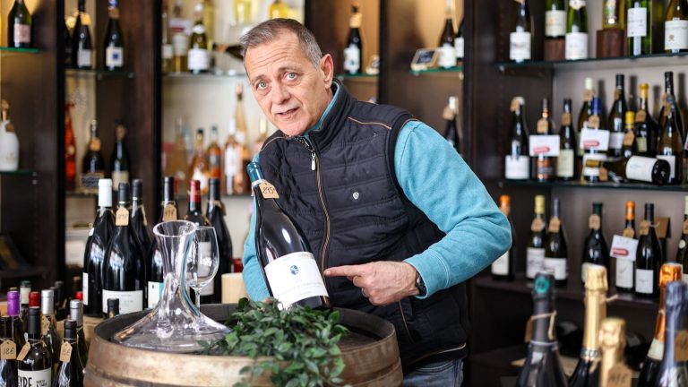 À Menton, cette cave du centre-ville mise sur des valeurs sûres et des découvertes, Champagnes, bourgognes, whiskies japonais…