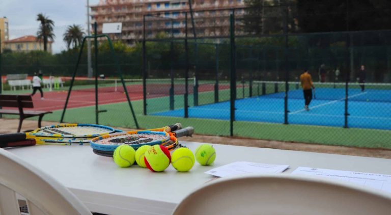 Menton. Passionnés de tennis, le Tournoi de la Madone revient en mai, une belle occasion de se retrouver sur les courts tennis de la madone menton