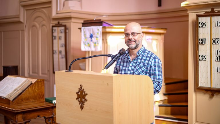 Fondé par un Mentonnais, ce temple du centre-ville a traversé le séisme de 1887 : « un vrai refuge pour les familles pendant des mois… » Eglise Réformée de Menton