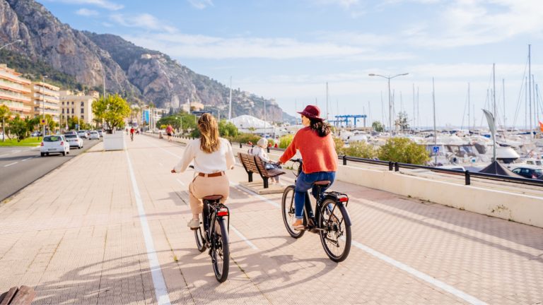 Un giorno collegare Menton a Roma in bicicletta? 2 milioni di euro sono stati appena stanziati per portare a termine questo progetto folle tra la Francia e l’Italia Percorso ciclabile Menton-OT-Menton, Riviera e Meraviglie