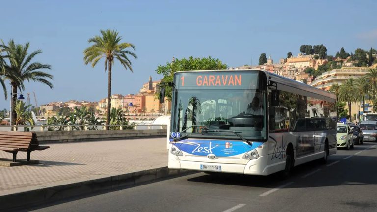 Menton et ses environs. Bus à la demande, navettes de nuit, tarifs allégés : ce qui change sur le réseau Zest Zest Bus