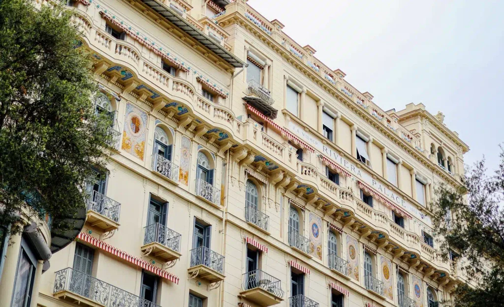 Riviera Palace