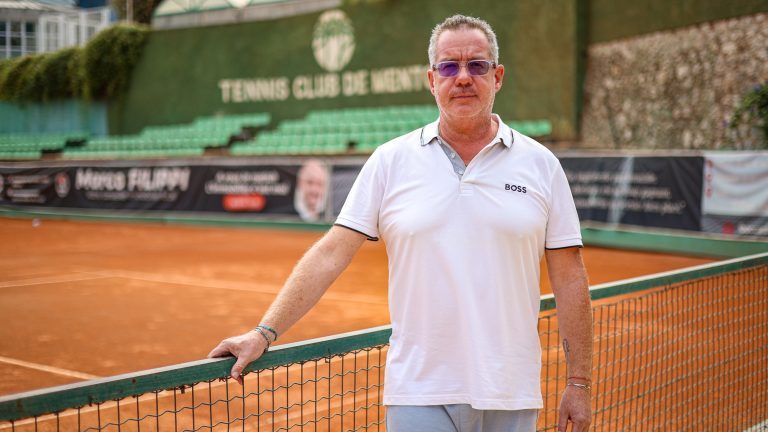 Seicento iscritti, un terzo donne, niente padel, un negozio che fa capolino… Il vicepresidente del Tennis Club di Menton esprime le sue ambizioni Tennis Club di Menton