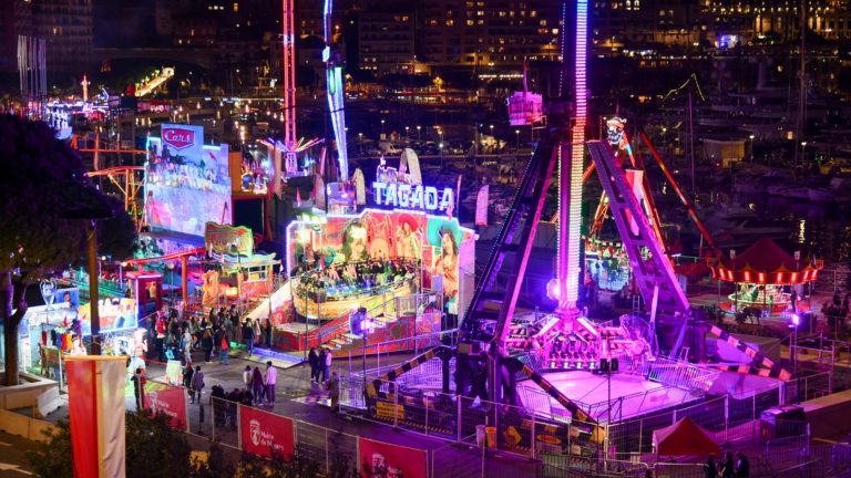 Giostre, stand, serate… Il più popolare appuntamento dell’autunno torna a due passi da Mentone, con alcune novità Fiera delle attrazioni di Monaco