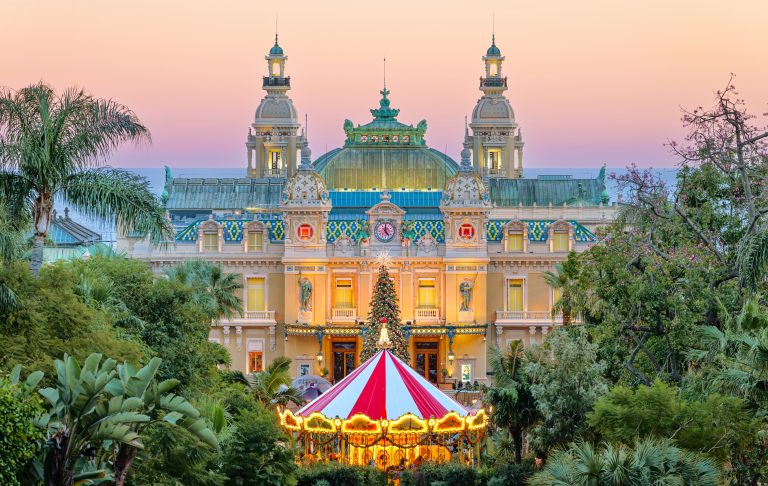 Proprio vicino a Menton. Cos’è questo treno gigante che si installerà in piazza del Casinò? Monaco rivela il suo programma natalizio Monte-Carlo Express